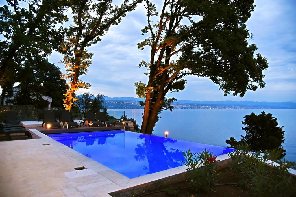 Villa Ariston オパティヤ エクステリア 写真